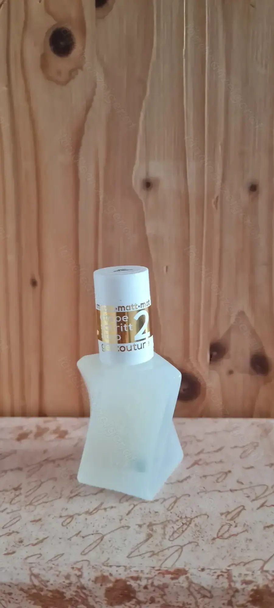 Essie Nagellack gelcouture