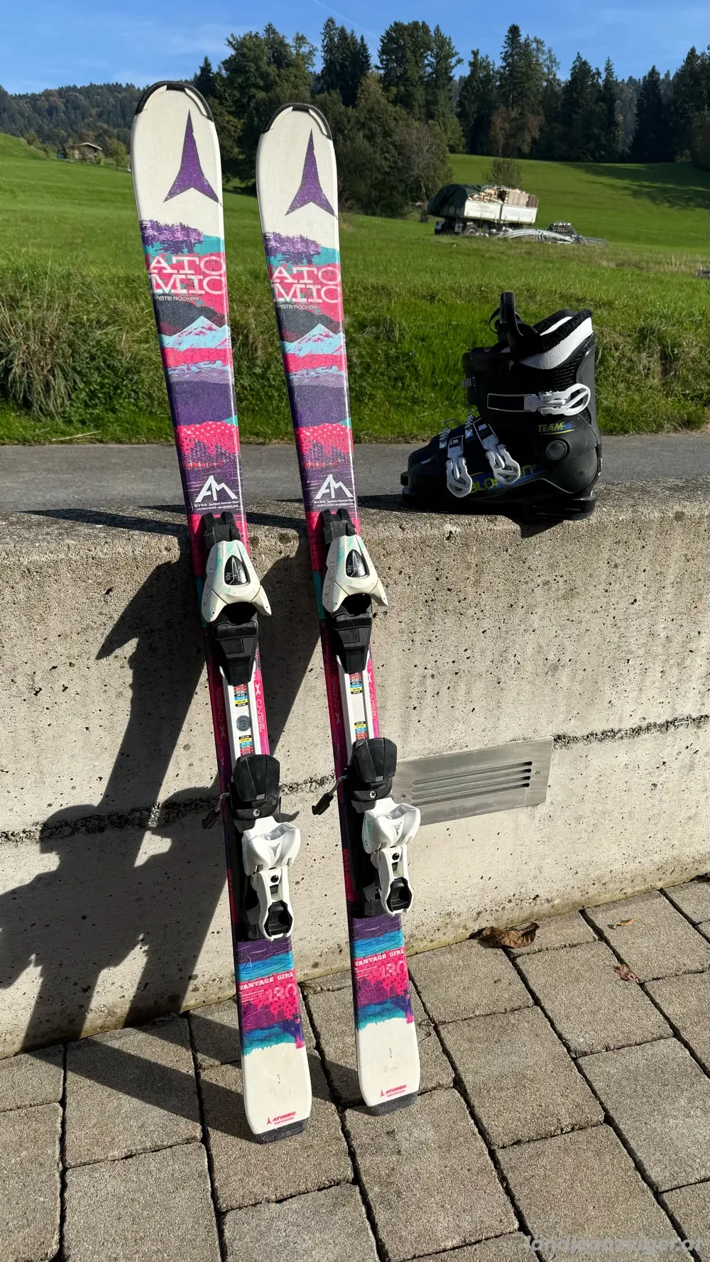 Schi 130cm und Schischuhe 23 23.5