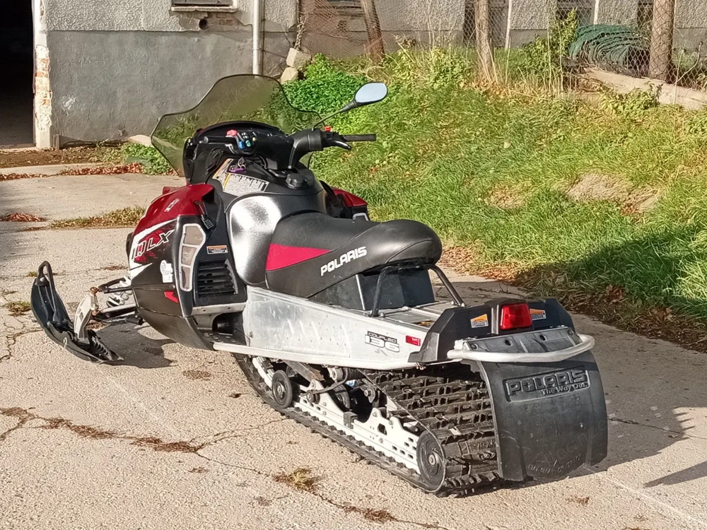 Polaris 750 Turbo, Skidoo, 4-Takt, Schneemobil