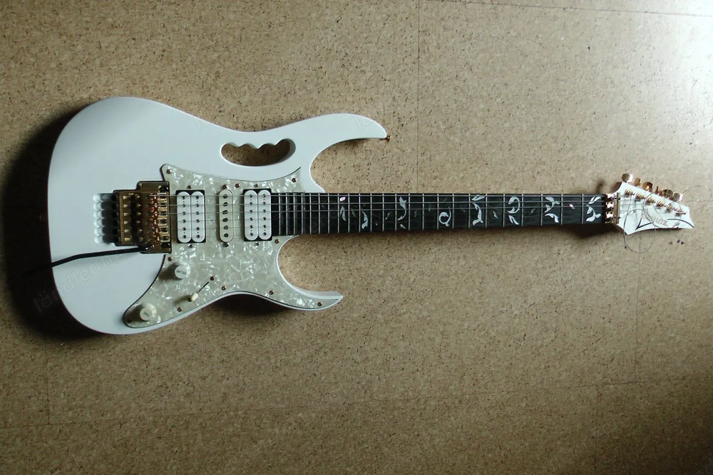Ibanez JEM7V-WH Steve Vai 1994