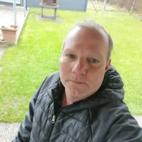 Meik Aus Linz 44 Jahre Sucht Eine Frau Für Eine Fixe Beziehung !