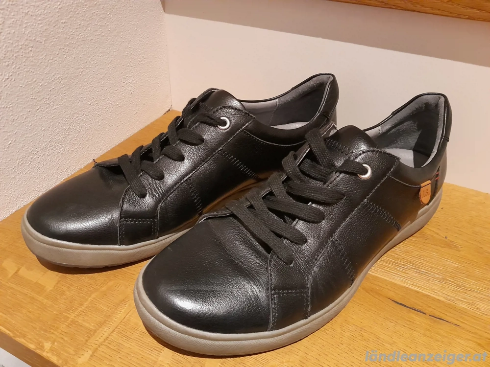 NEU Damen Sneakers Gr 39