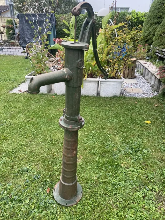 Golgenpumpe od, Schwengelpumpe od. Gartenpumpe, Gusseisen