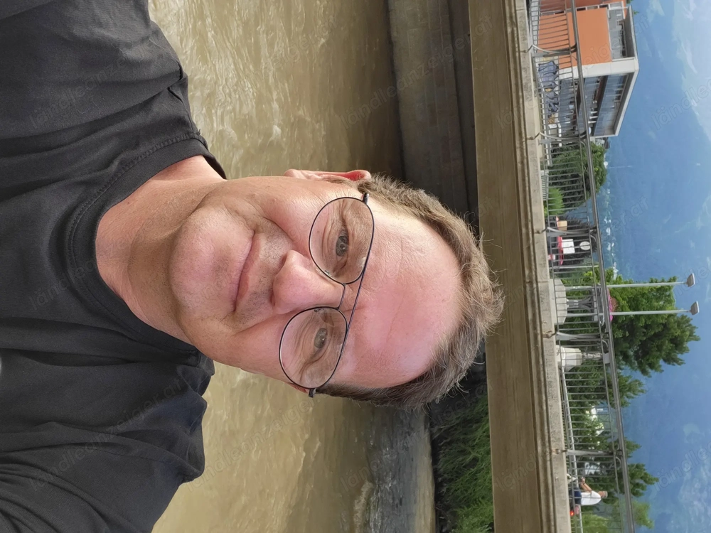 Such Frau für Partnerschaft 