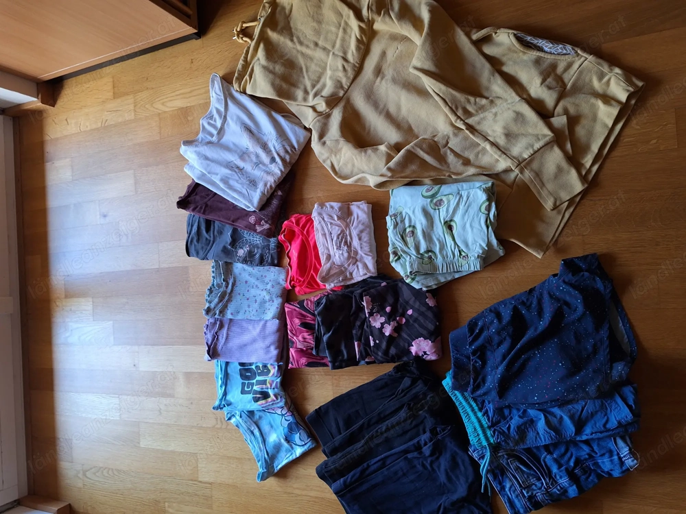 Kleidungspaket Gr. 152 164