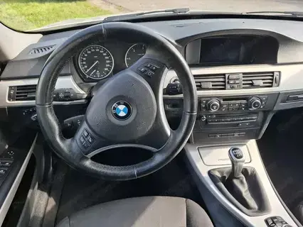 BMW 316d Touring Kombi weiss