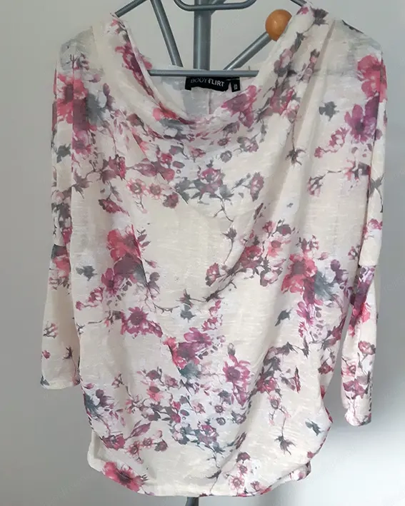 Diverse Westen, Damenbluse, Pulli Gr. 36 - 38, Shirt, Weste, Strickjacke, Damenjacke, Jacke, Bluse