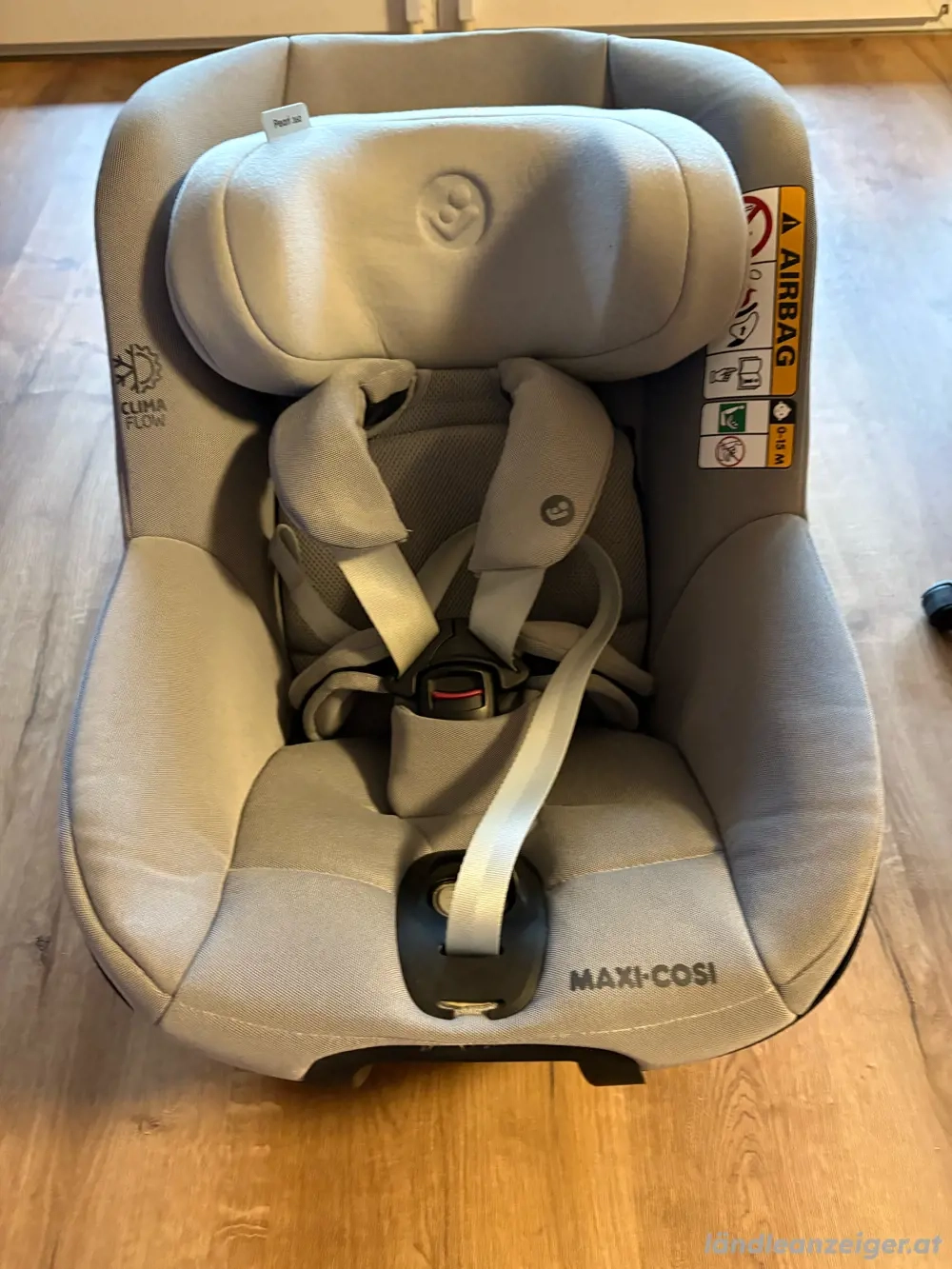 Maxi Cosi Pearl 360 mit Isofix Station