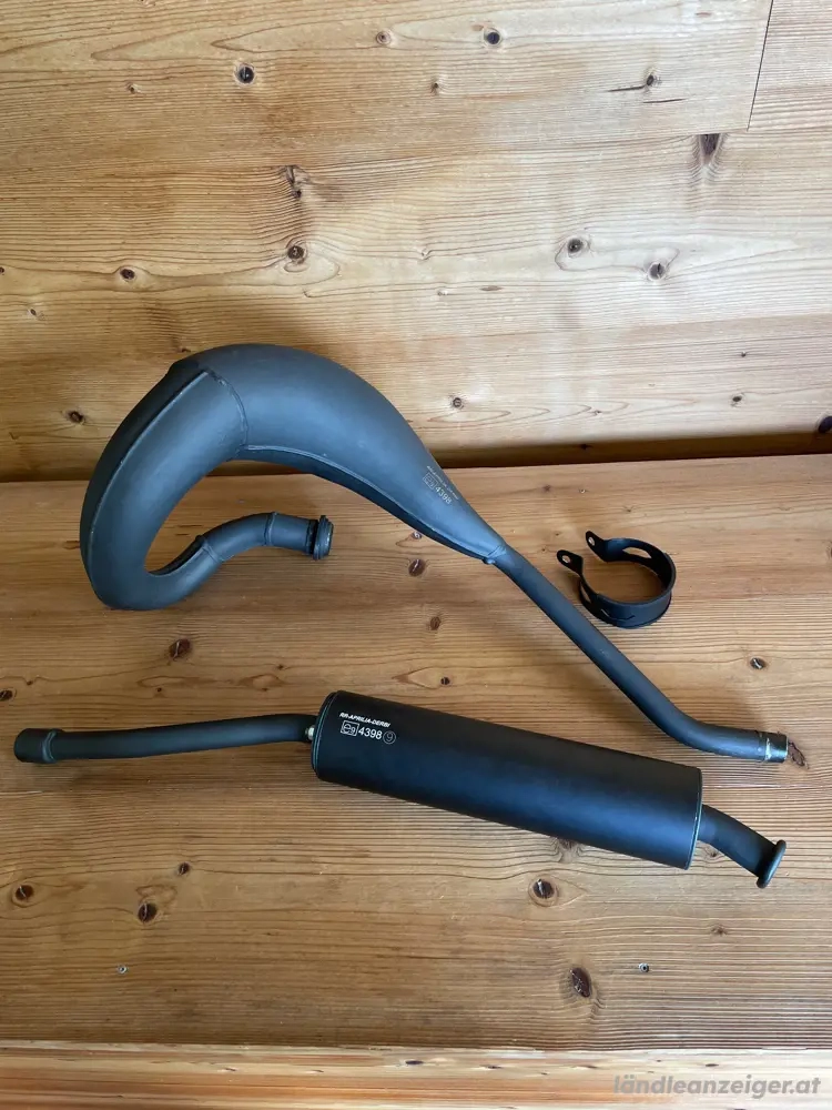 Sportauspuff Radical Stealth für Aprilia Derbi