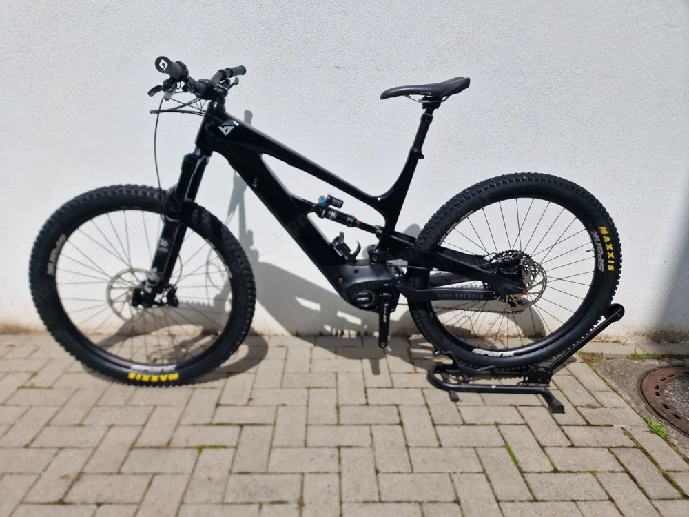 YT Industries Decoy CF Pro 29 