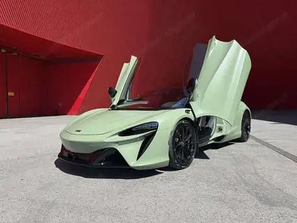 McLaren Artura