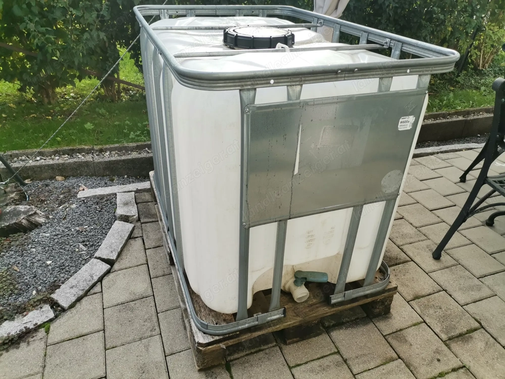 Verkaufe einen gebrauchten 600 Liter Tank für Wasser