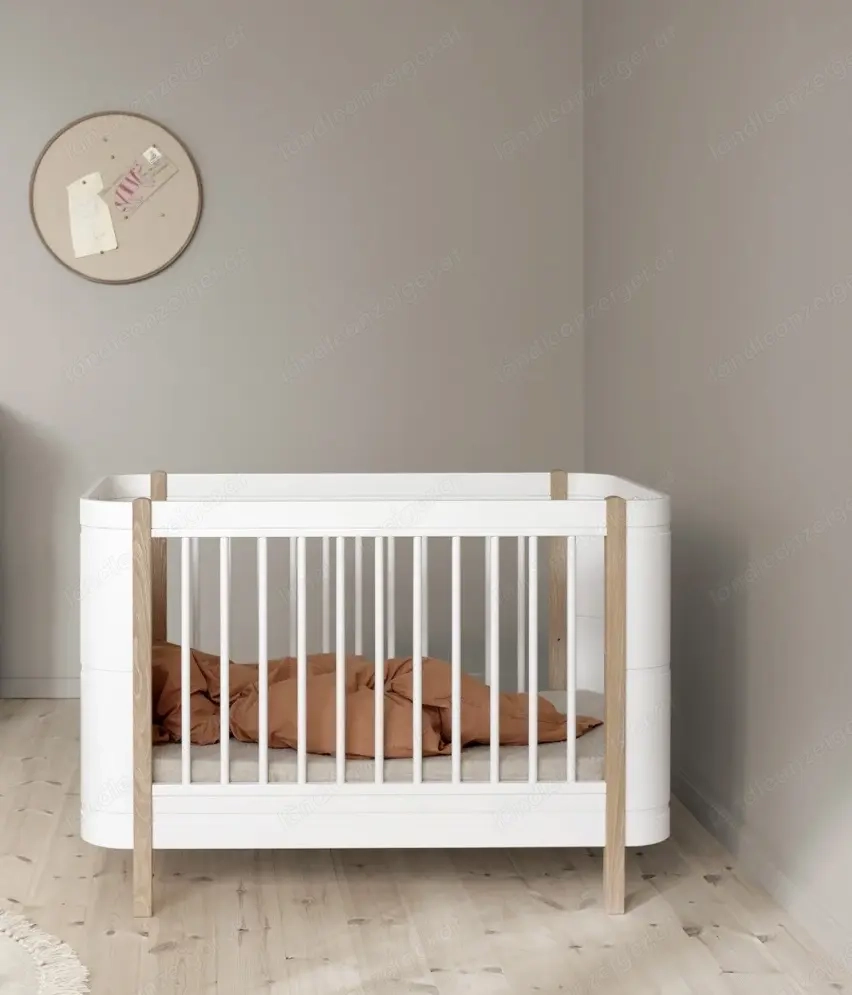 Oliver furniture Wood Mini + 