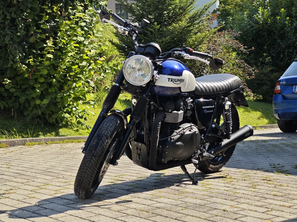 Triumph Bonneville T100 Sonderedition Newchurch Cafe Racer