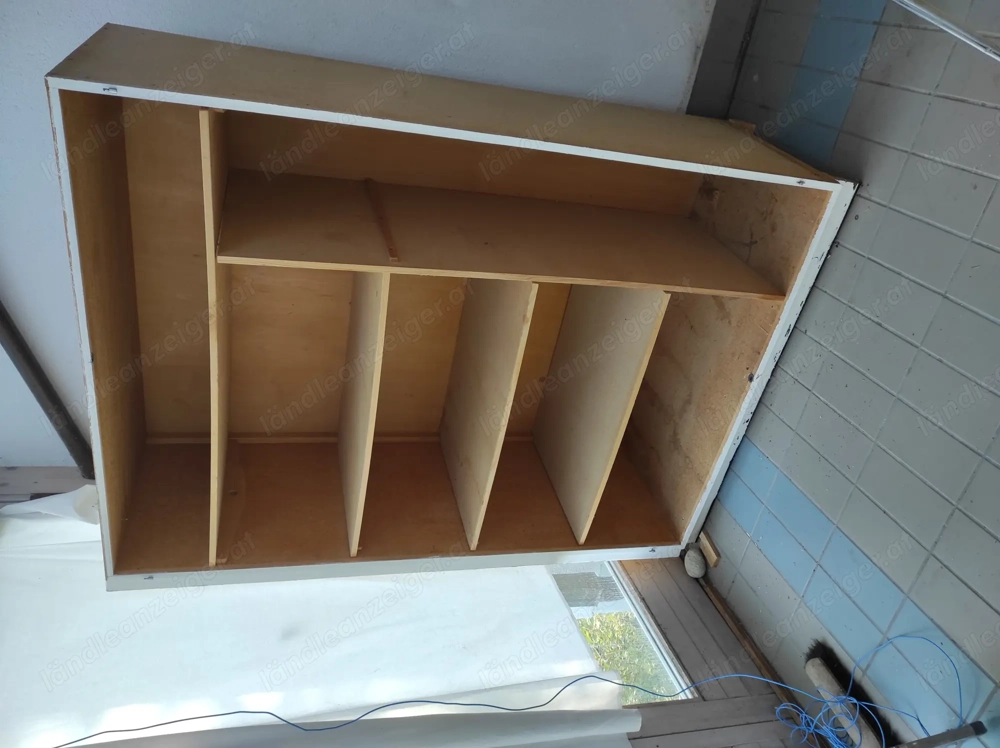 Kellerregal zu verschenken 