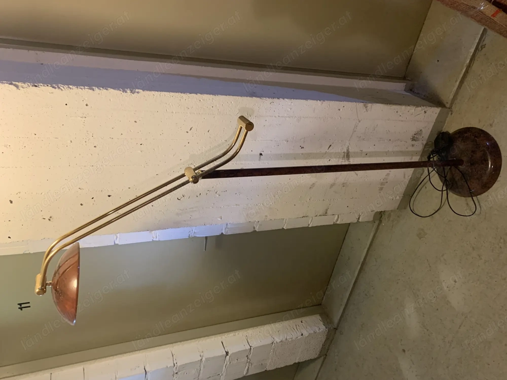 Stehlampe !