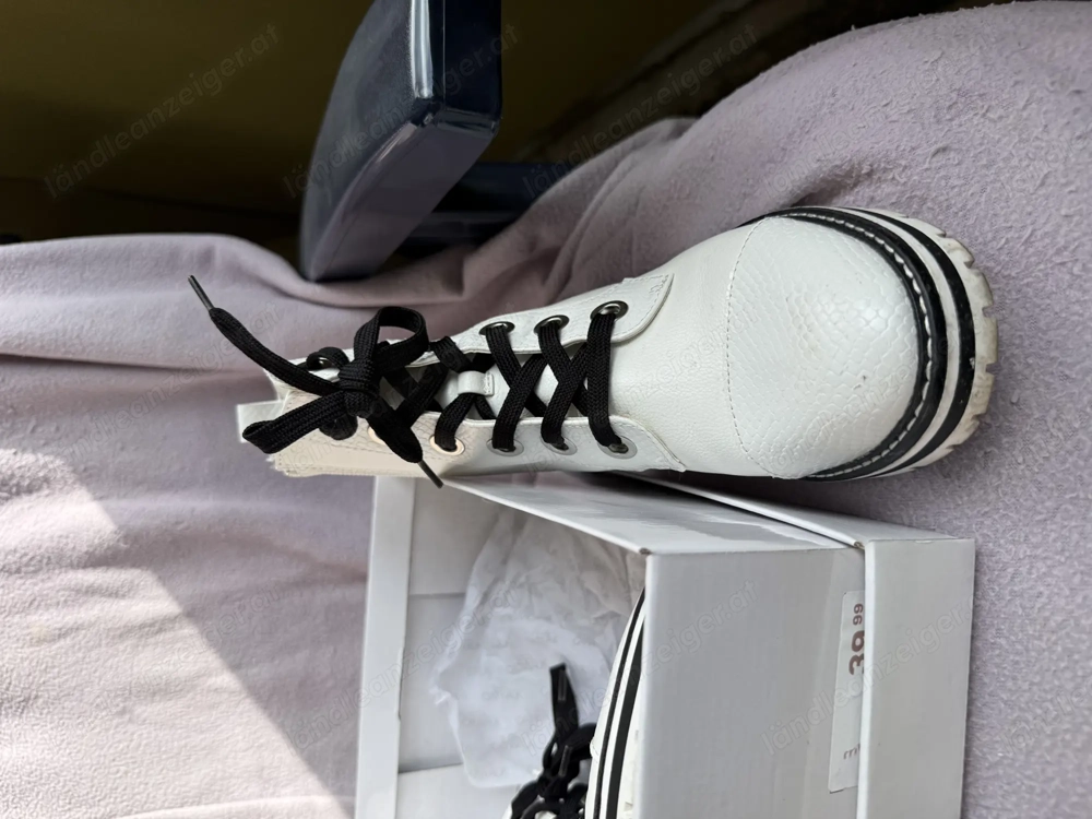 Stiefel Weiss