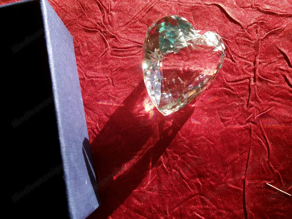 weißes Swarovski Herz 