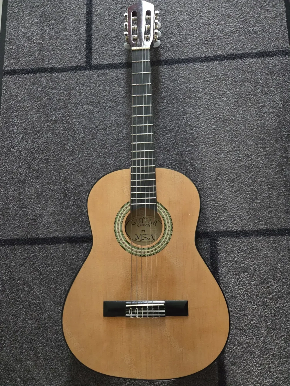 3 4 Gitarre mit Tasche