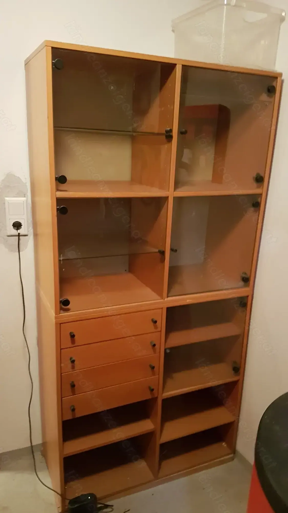 Garagenflohmarkt-Teilhaushaltsauflösung-Schränke-Kommoden-div.Haushaltsgeräte