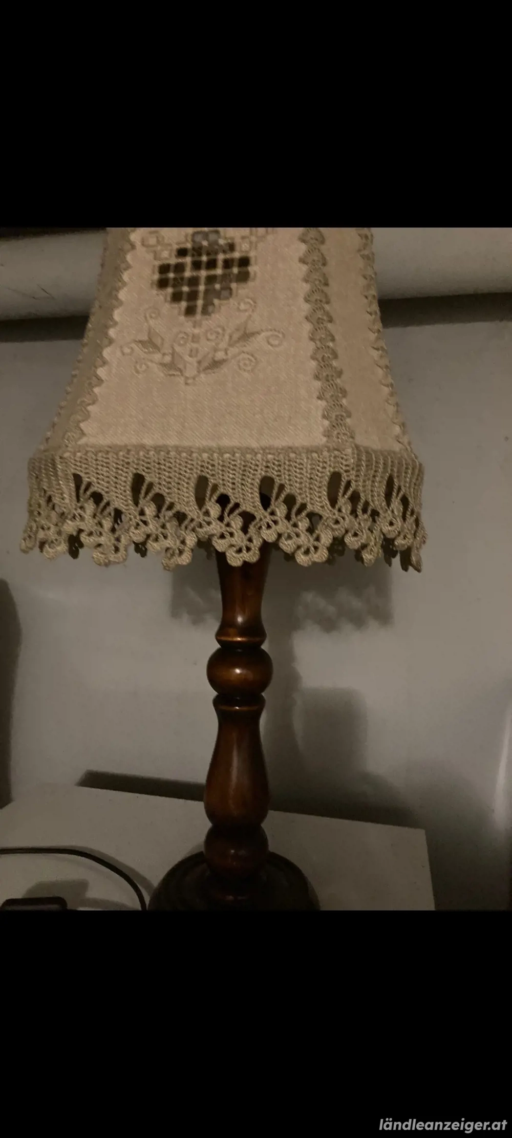 schöne alte Stehlampe