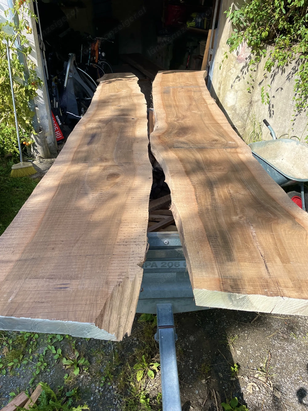 Bretter - Holz - Nuss - Kirsch