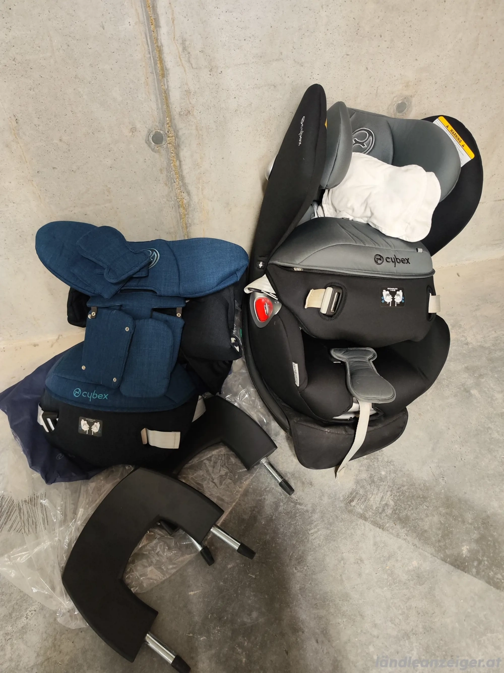 Cybex Sirona Kindersitz mit zwei Bezügen und Sommerüberzug 