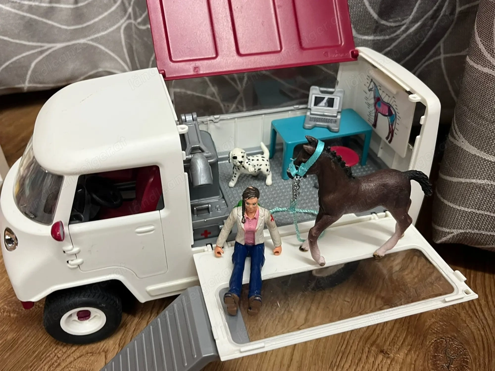 Schleich "Horse Shop"