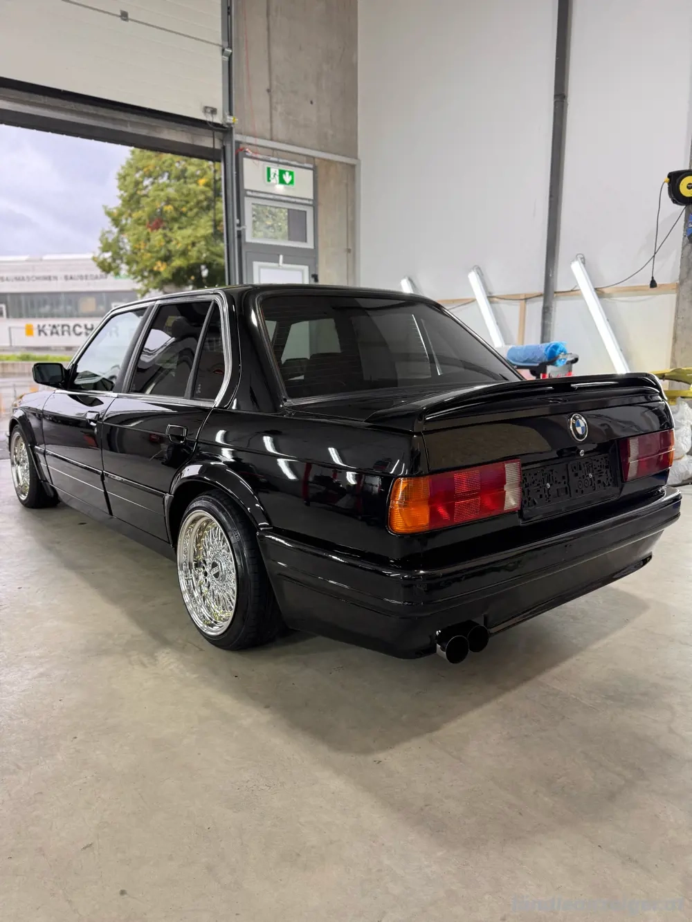 Bmw E30 320i 