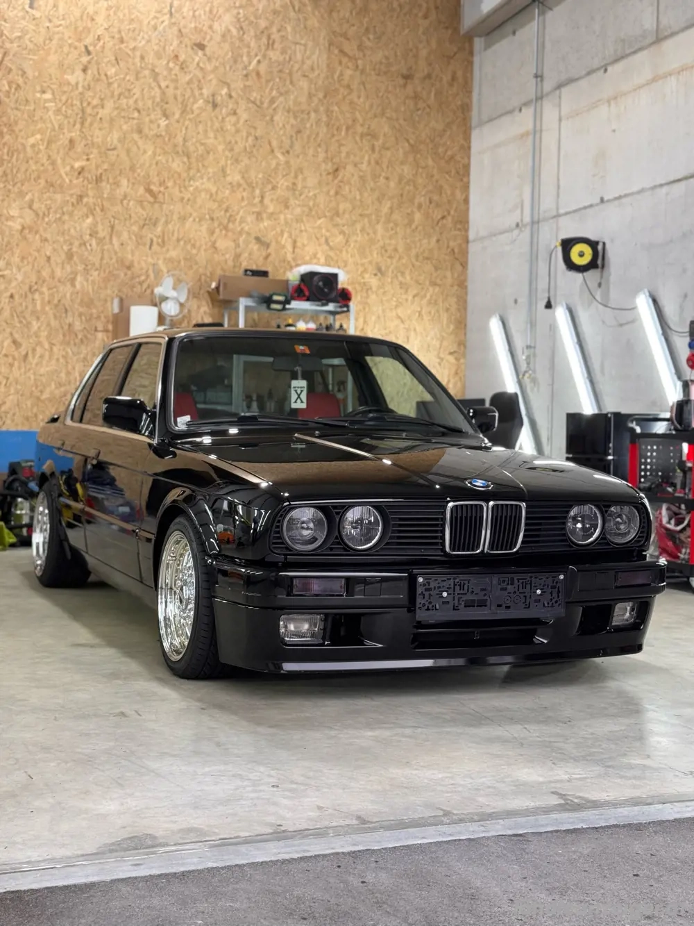 Bmw E30 320i 