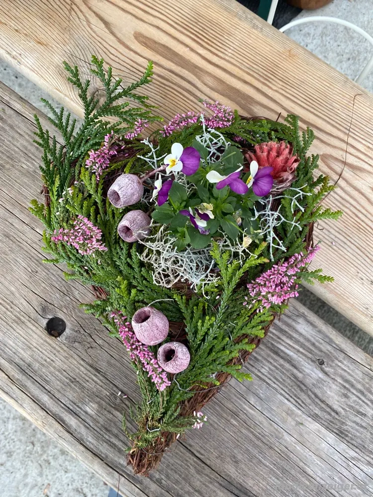 Blumes Gesteck Herz Form