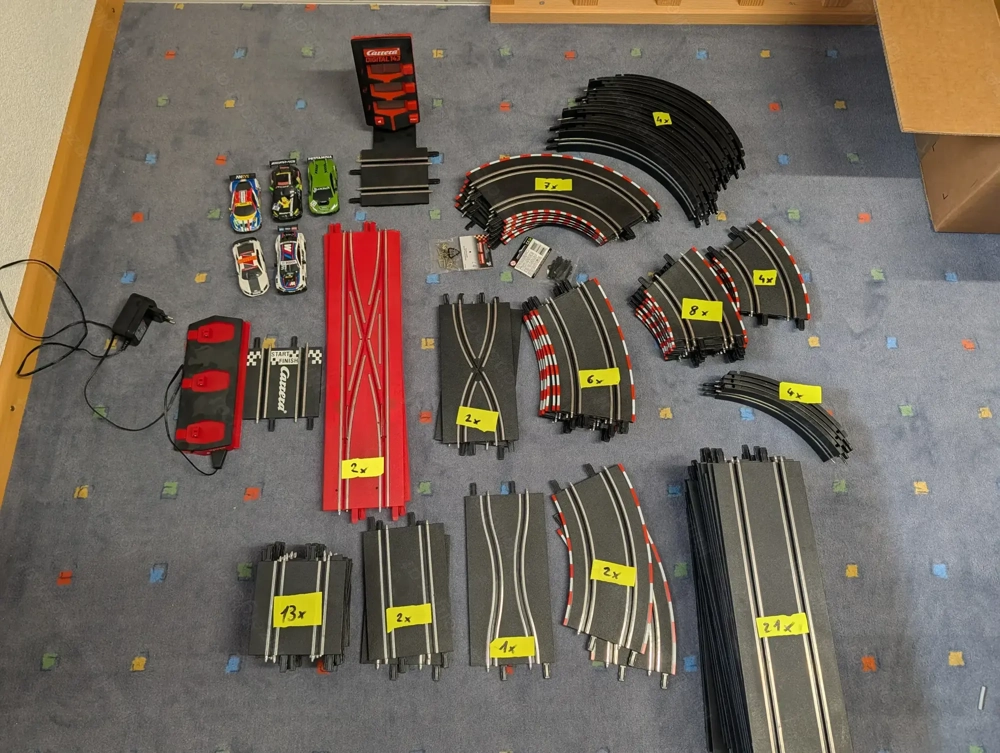 Carrera Bahn Digital 143 und Carrera GO!