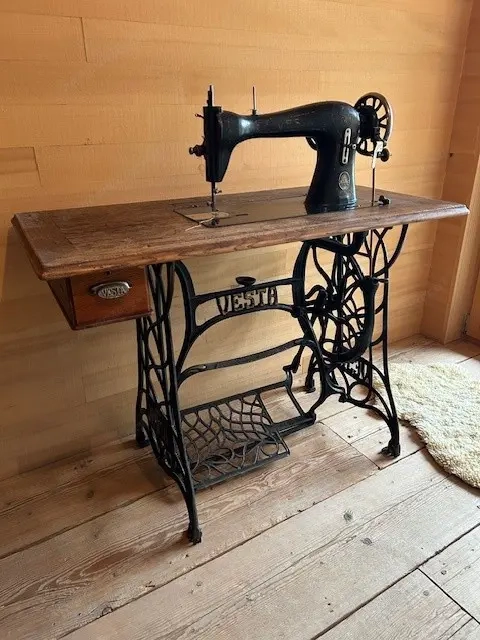 alte Nähmaschine