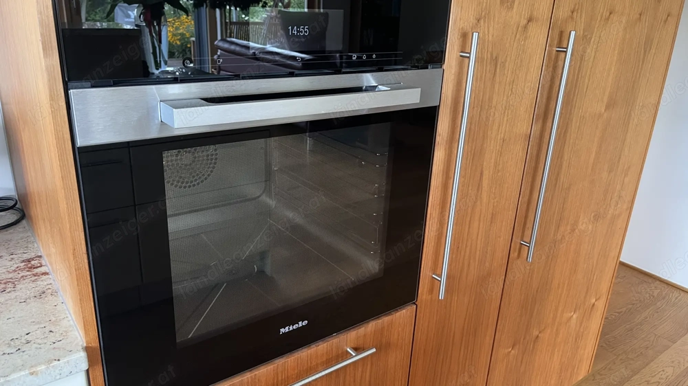 Miele Dampfbackofen DGC7860