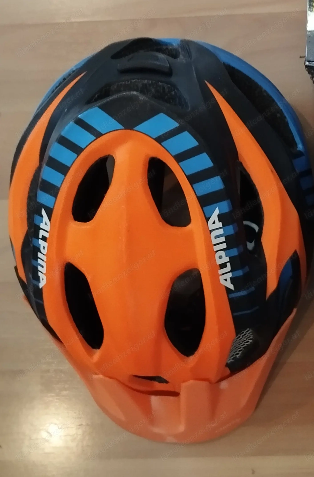 Helm für Kinder von Alpina