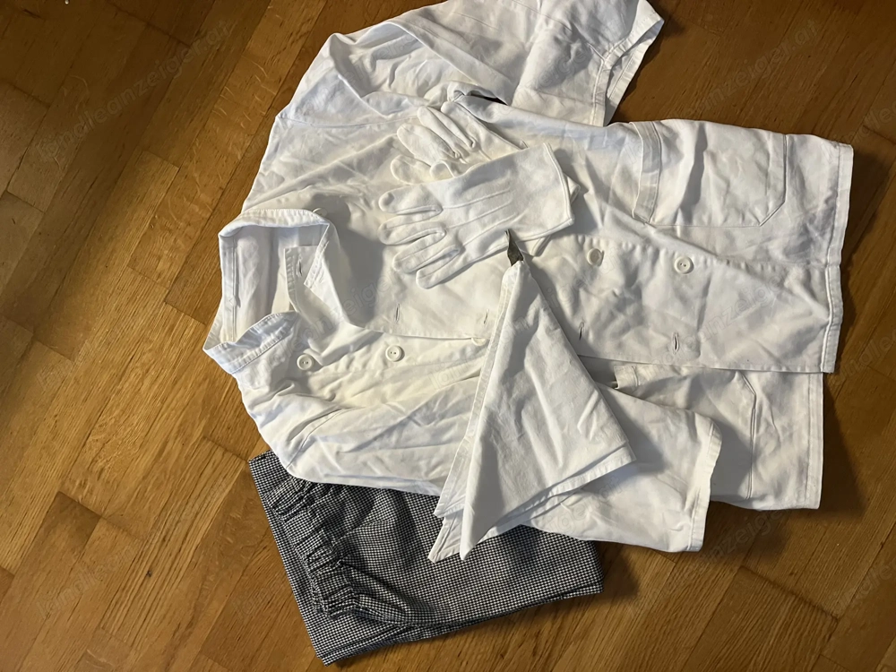 Verschenke alte Kochkleidung