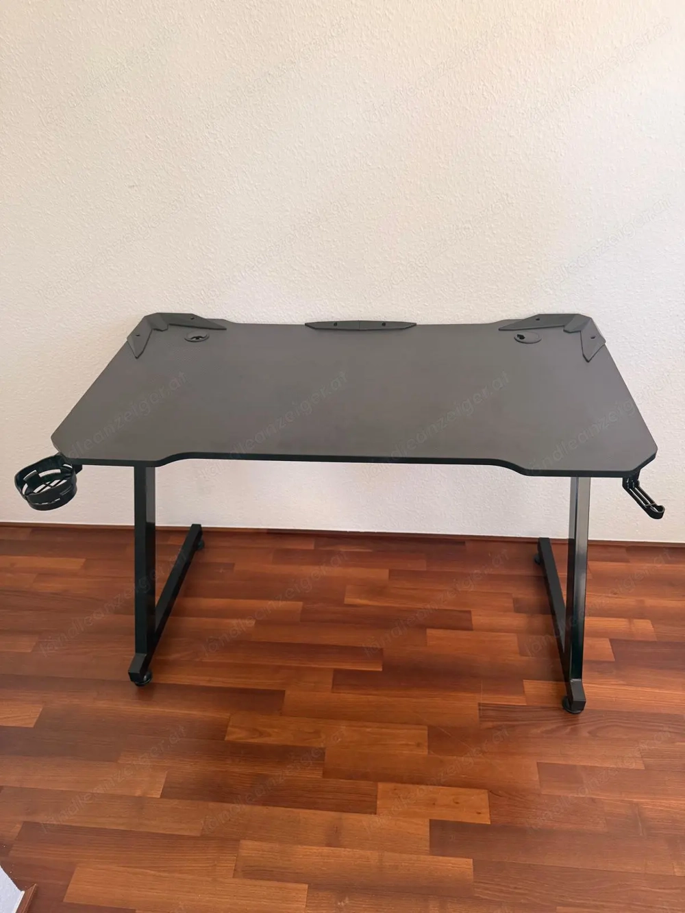 Gaming-Schreibtisch 110x60x75 cm mit Kopfhörer- & Getränkehalter