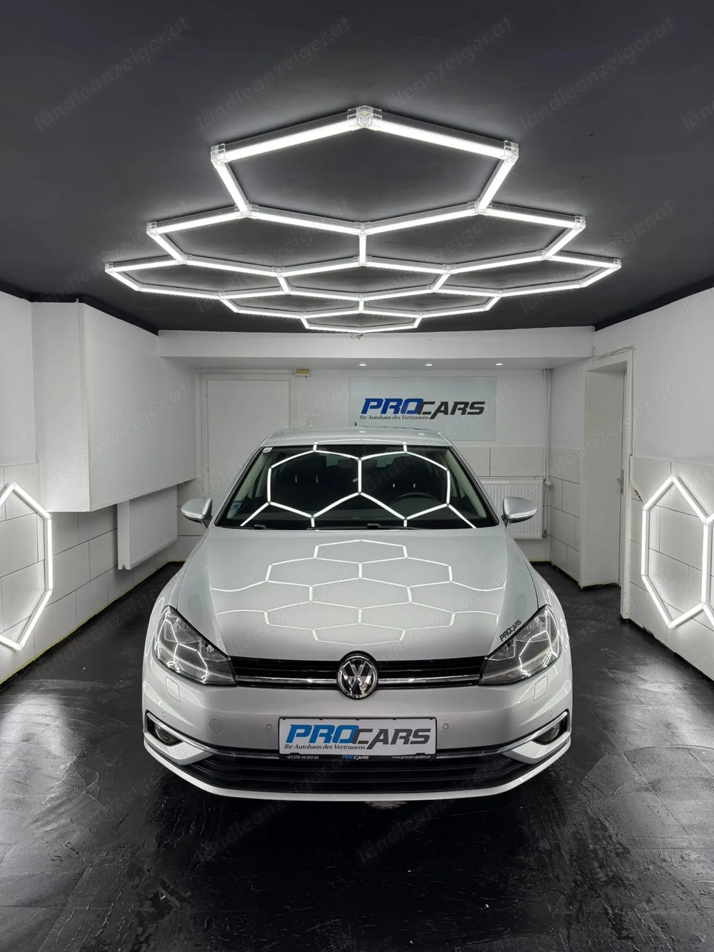 Volkswagen Golf 1,6 TDI*VIRTUAL*SITZHZG.*AppleCare* Volkswagen Golf 1,6 TDI*VIRTUAL*SITZHZG.*AppleCare*