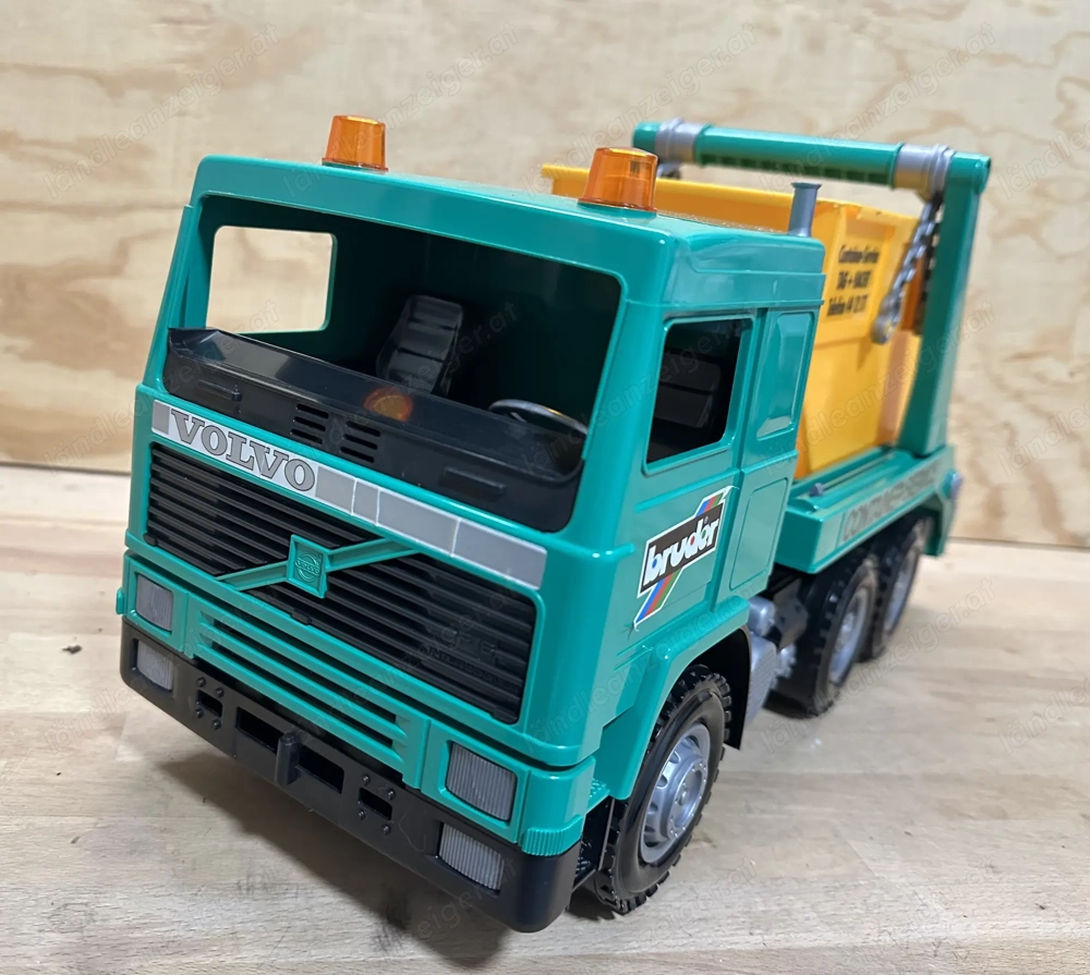 Spielzeug LKW VOLVO von  bruder 