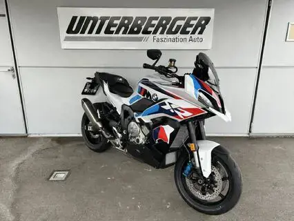BMW M 1000 XR KM9