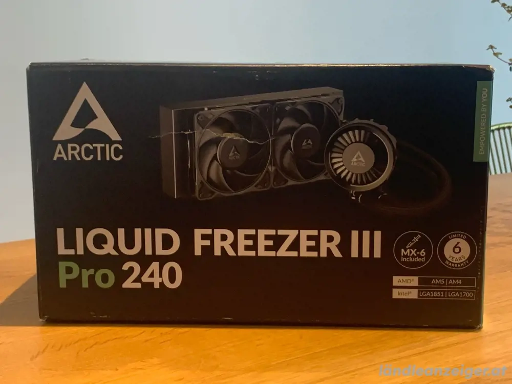 Arctic Liquid Freezer III Pro 240