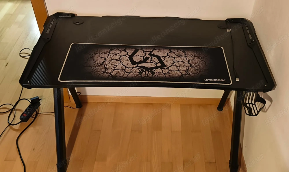 Gaming Tisch Ultradesk