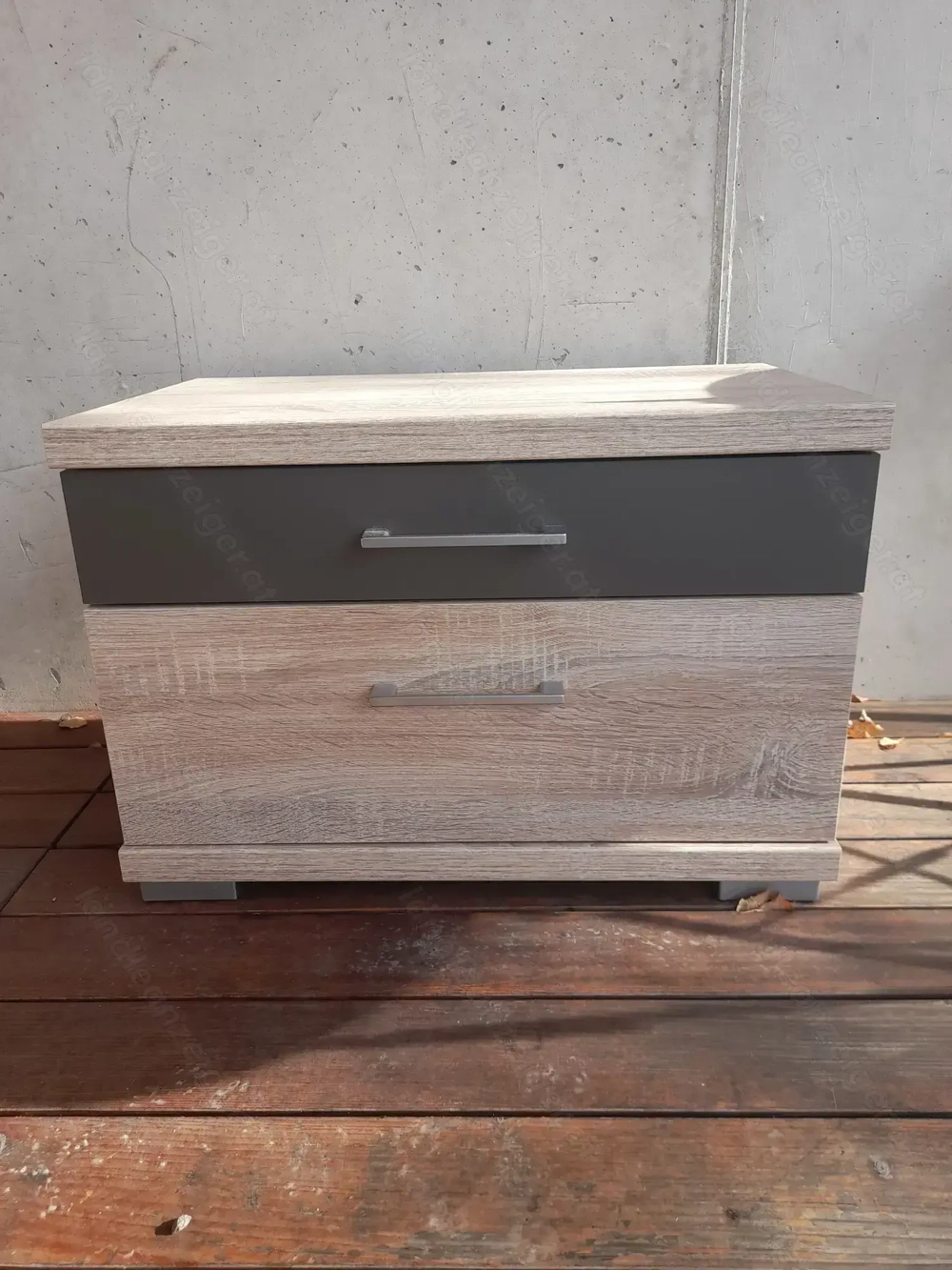 Nachtkästchen zu verschenken