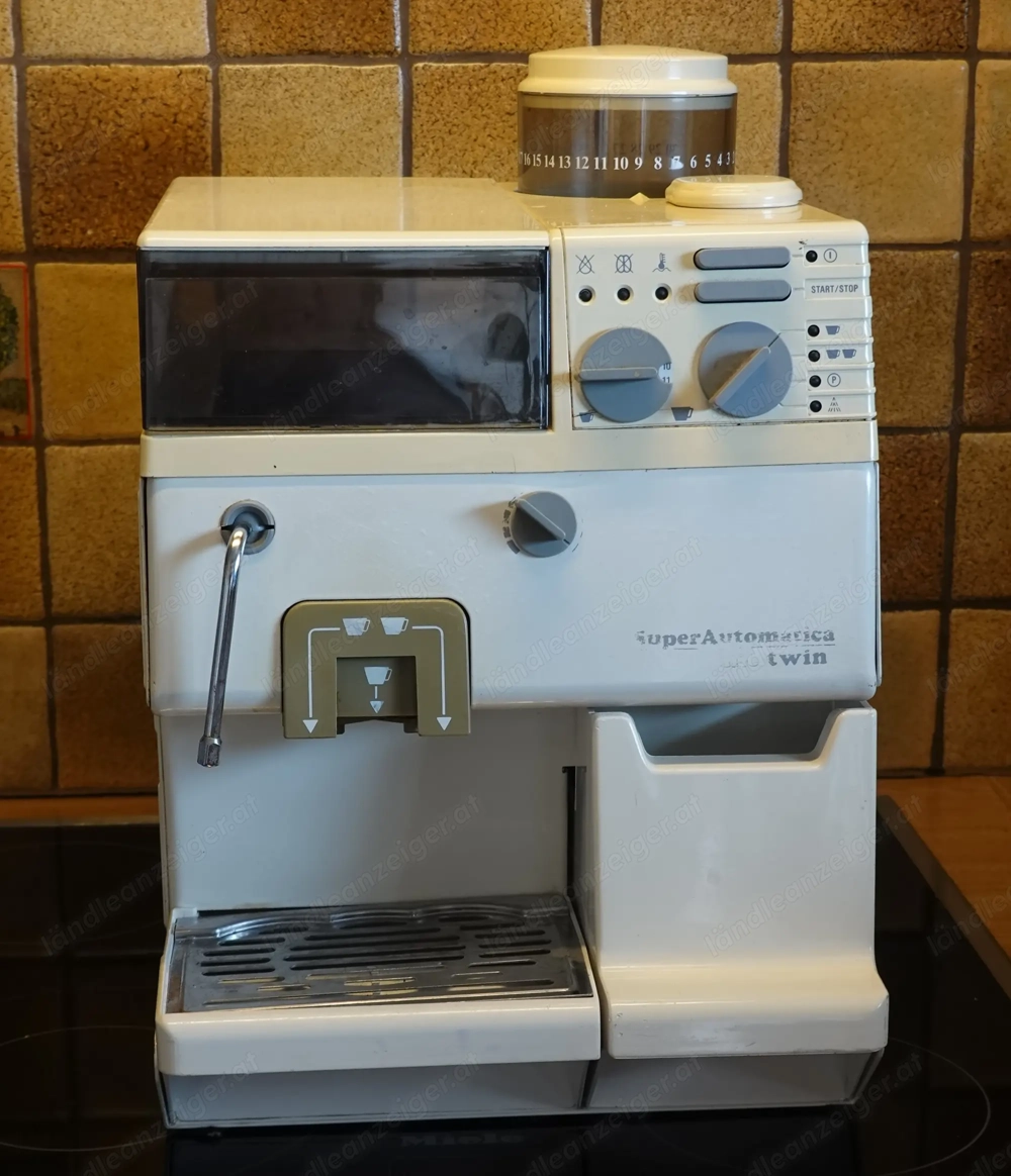 Saeco Superautomatica TWIN