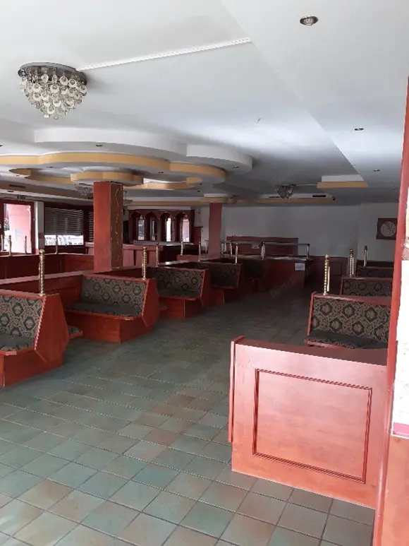 Restaurant, Fitness-Studio, Geschäftsfläche