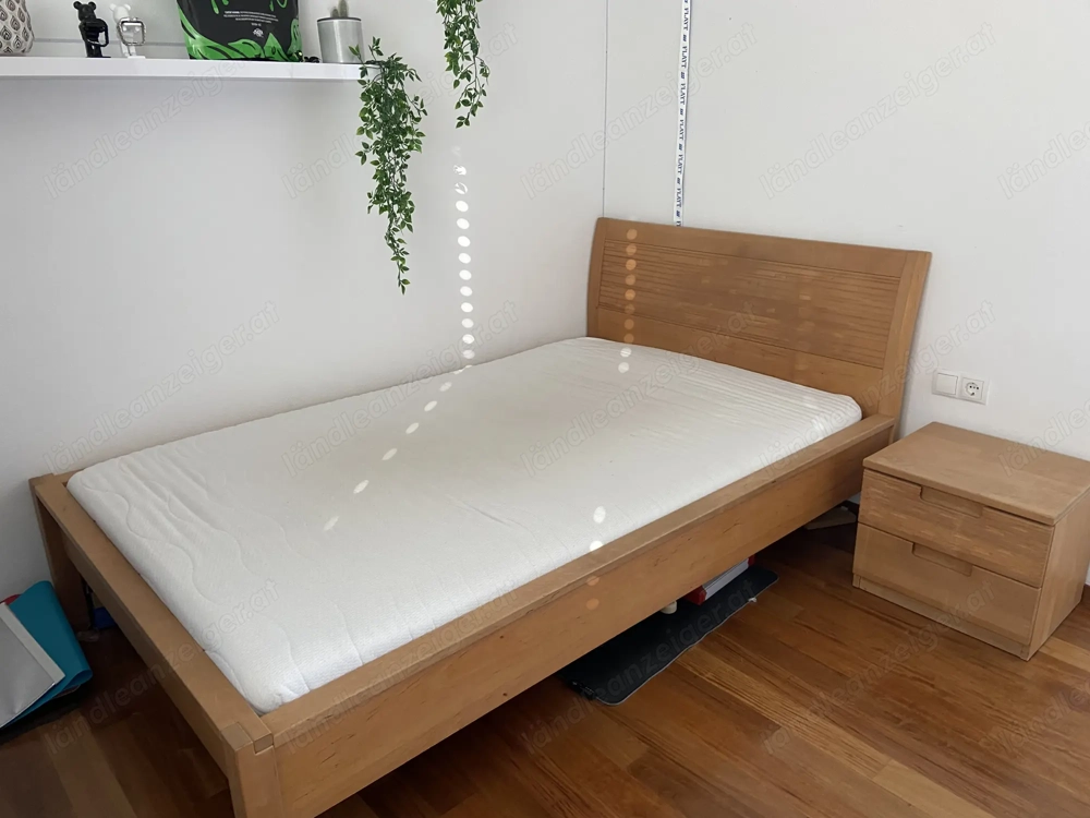 La Natura Massivholzbett 120x 200 cm mit Lattenrost und Matratze