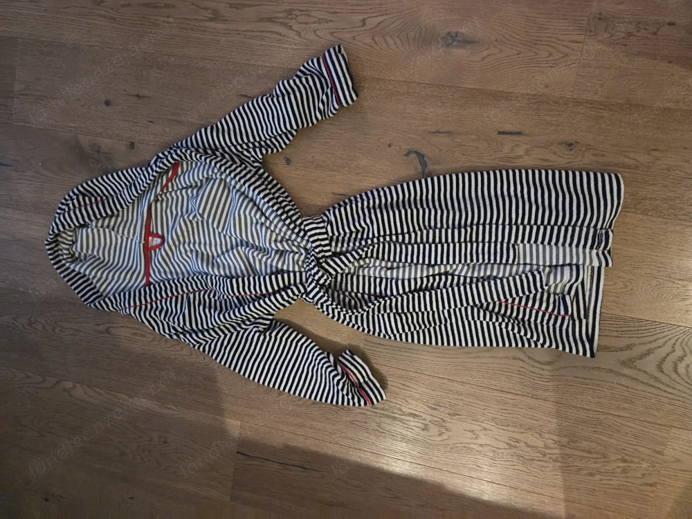 Bademantel Marke Schiesser Gr 152 neuwertig