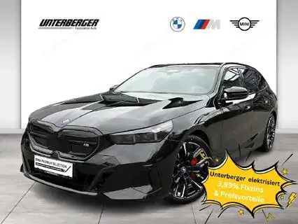 BMW i5 M60 xDrive 8-fach // M Sportpaket Pro // Panorama-Glasdach //