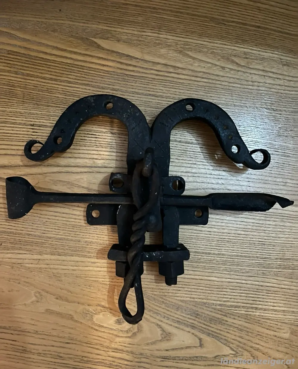 antikes Torschloss mit Torklopfer