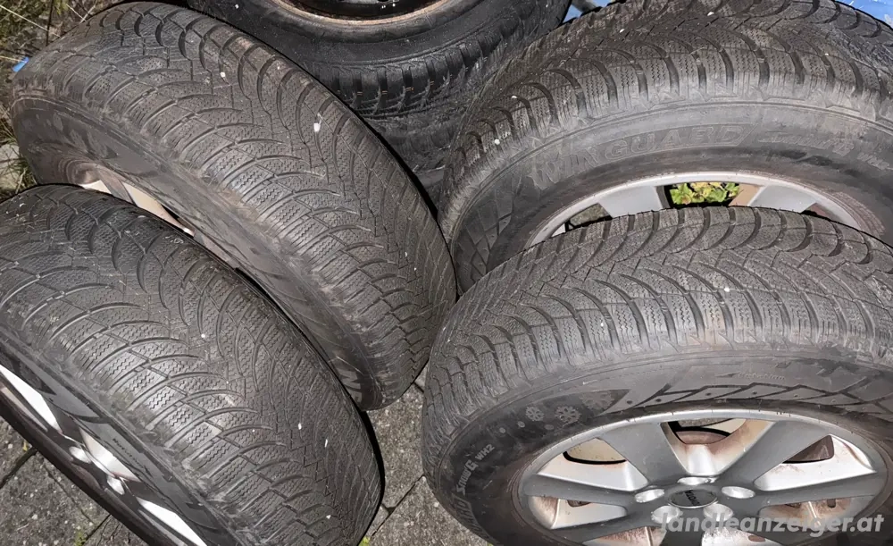 215 70 16 Toyota Winterräder 